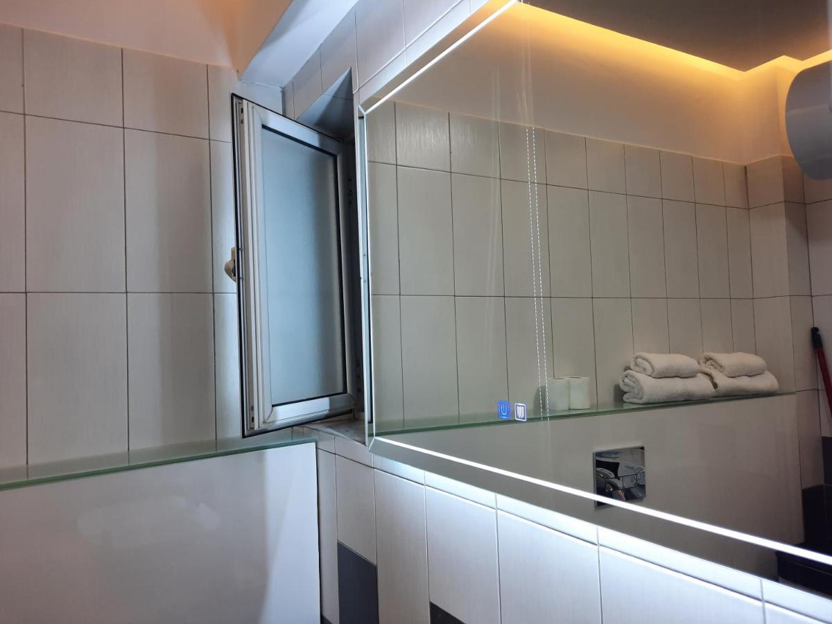 Saranda Promenade Apts Екстериор снимка