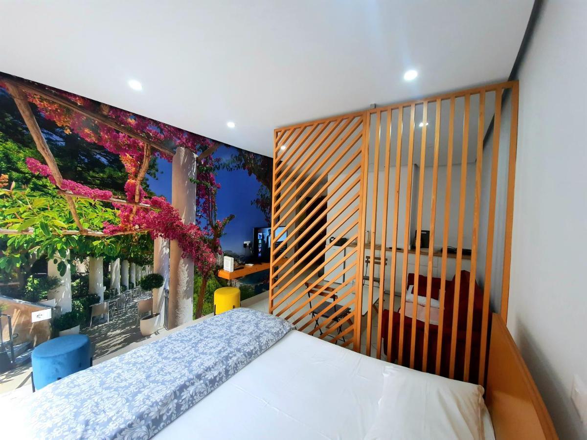 Saranda Promenade Apts Екстериор снимка